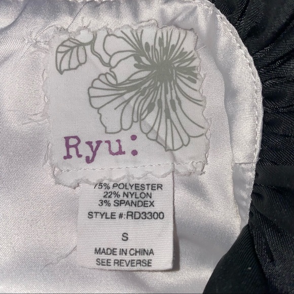 Ryu Satin Ruffled Dress with Front Ribbon Size S Black White - Picture 6 of 6